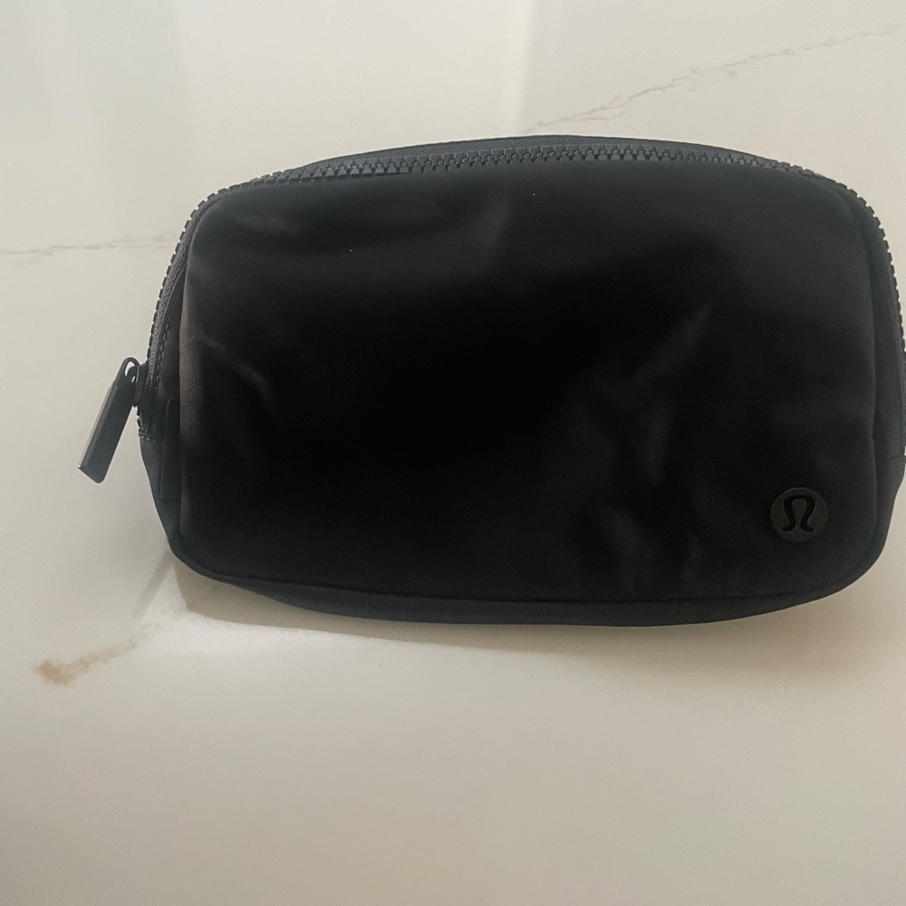lululemon athletica Black Men's Bag